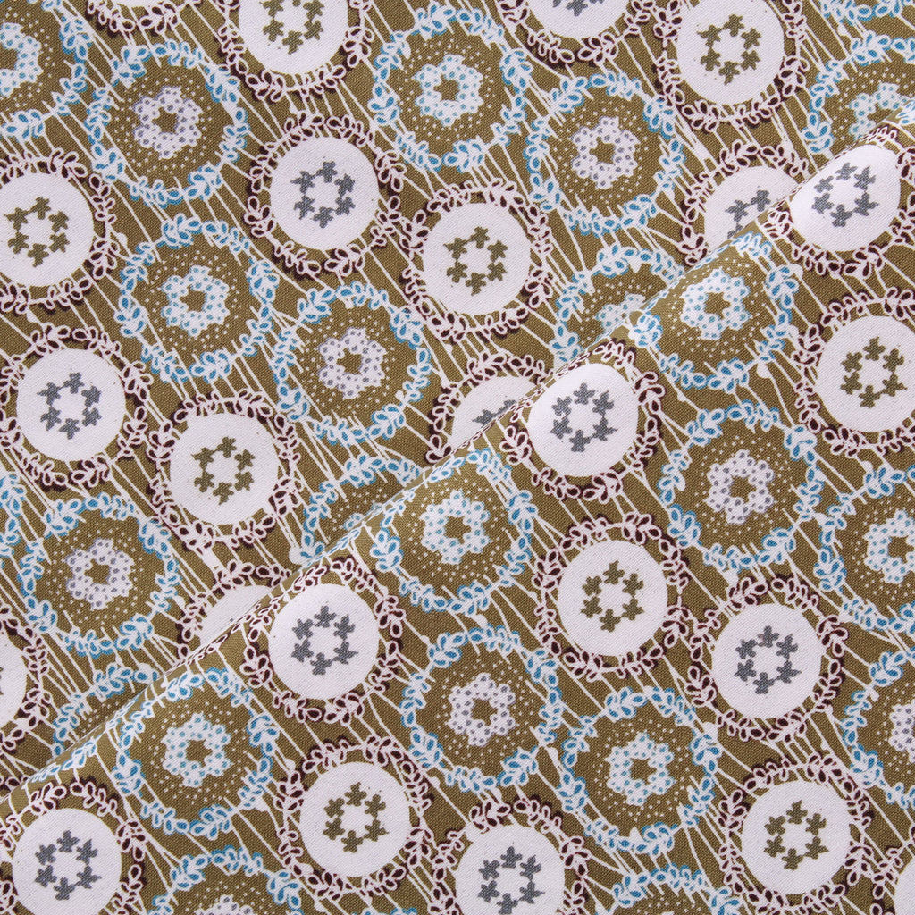 Daisy Circles, Daisy Charm Quilting Cotton Collection