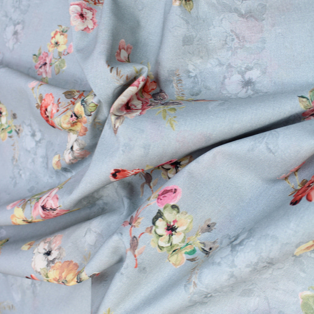 3 Metres Premium Quality 100% Cotton Lawn 'Bunch of Flowers' 44" Wide, Light Grey